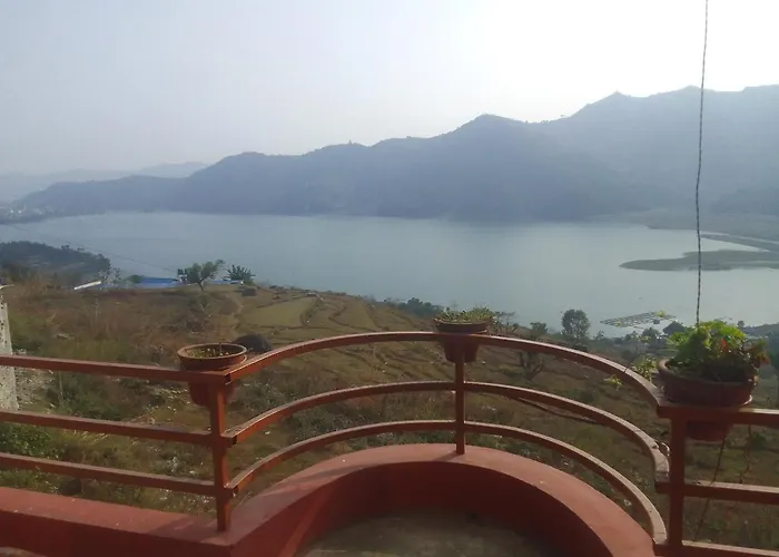 Fewa View Cottage Yoga Retreat