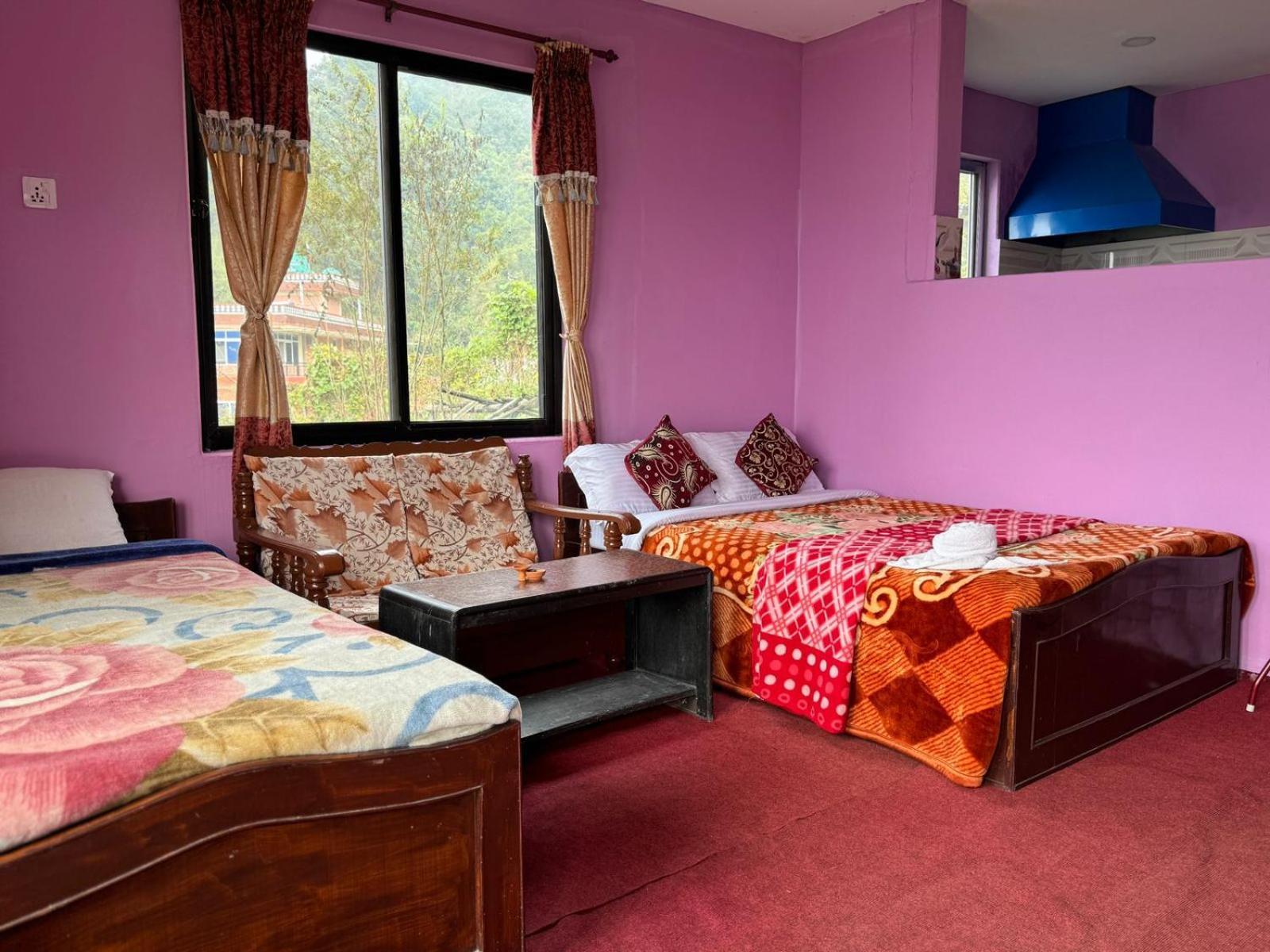 Homestay Fewa View Yoga Retreat