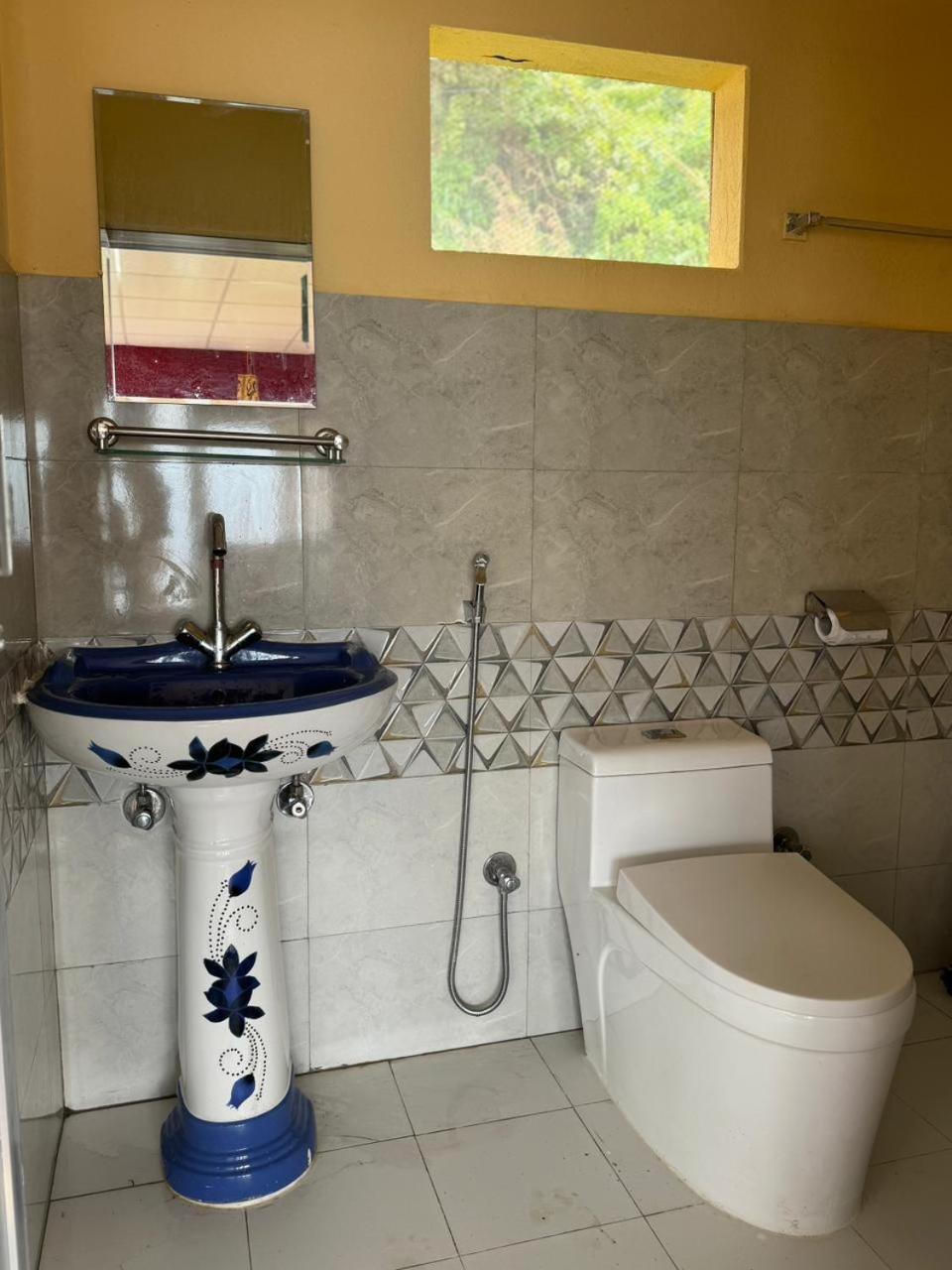 Fewa View Yoga Retreat Homestay