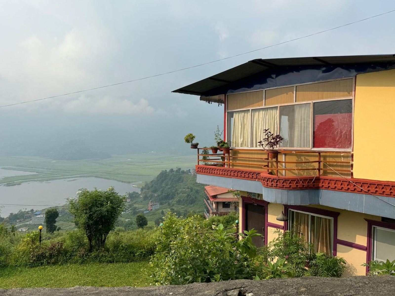 Fewa View Yoga Retreat Homestay *